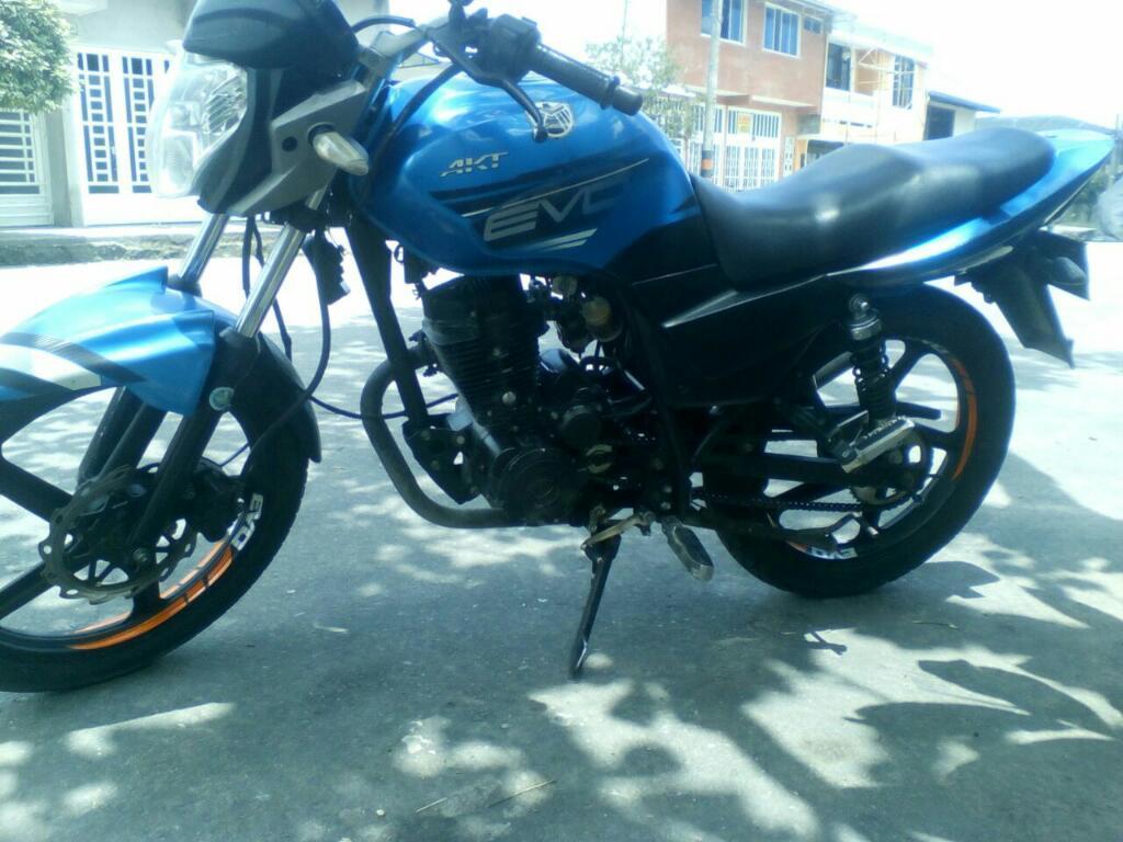 Vendo O Cambio Moto Akt Evo N.e
