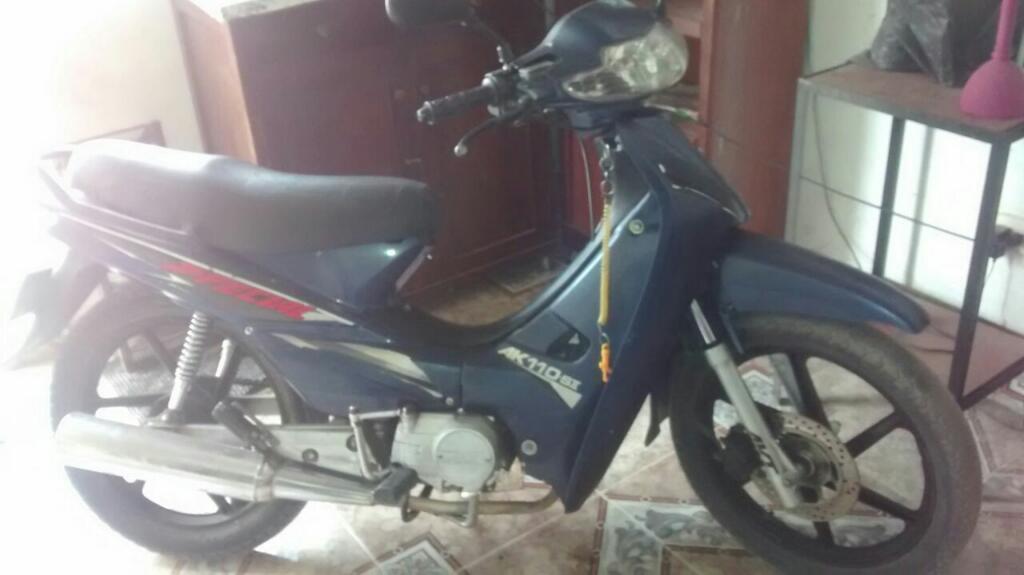 Vendo O Cambio Moto