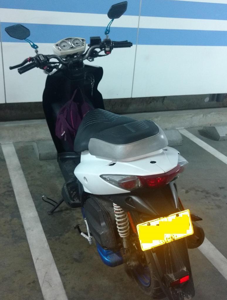 Moto KYMCO Agility RS NAKED