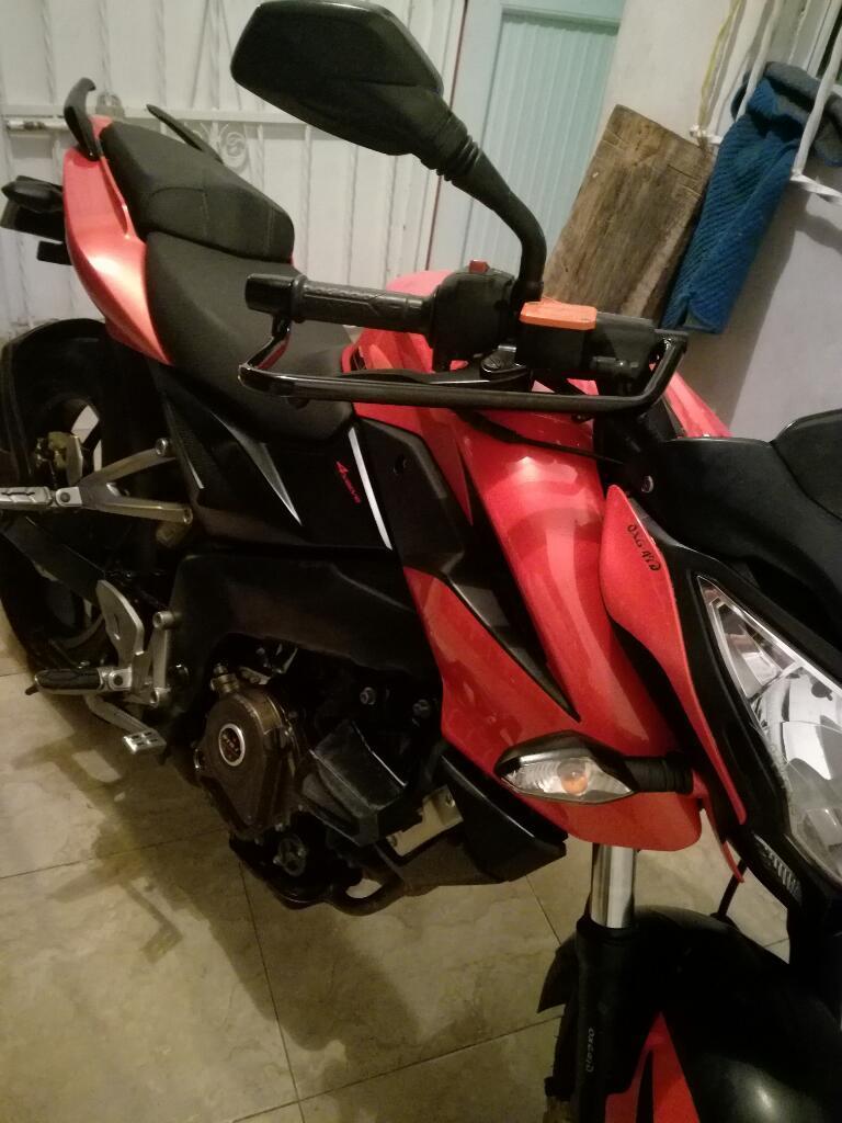 Vendo Pulsar 200ns con Todos Sus Papeles