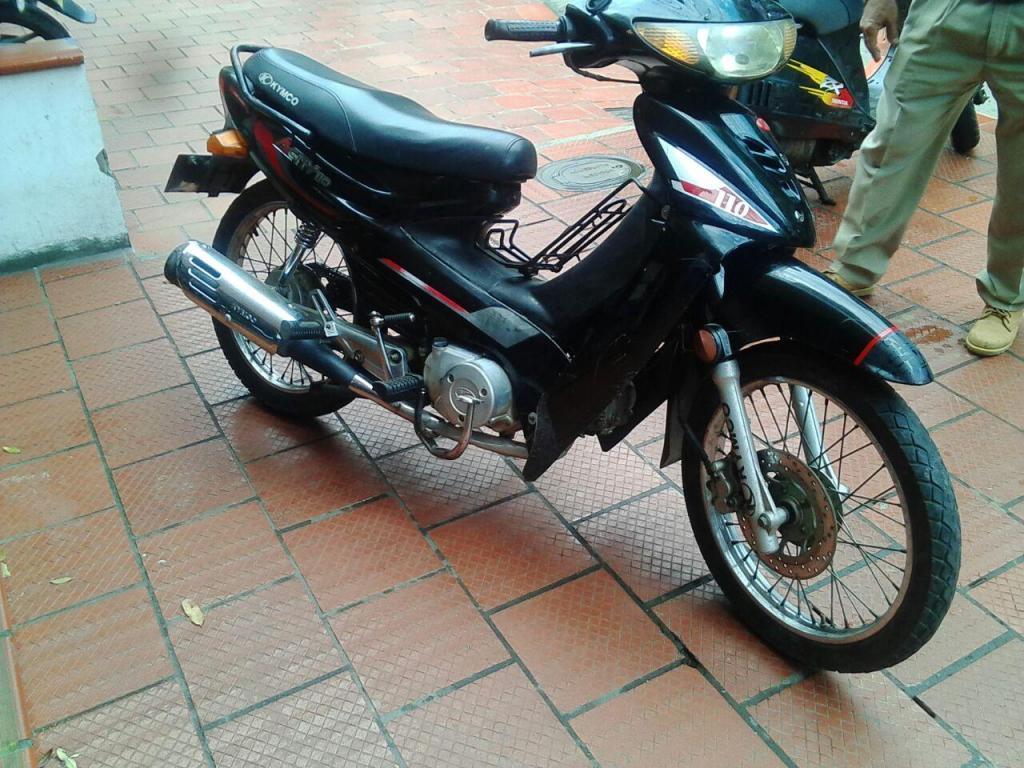 VENDO MOTO ACTIV 110 MODELO 2011 SEÑORIERA COLOMBIANA EN EXCELENTE CONDICIONES NEGOCIABLES PARA YA