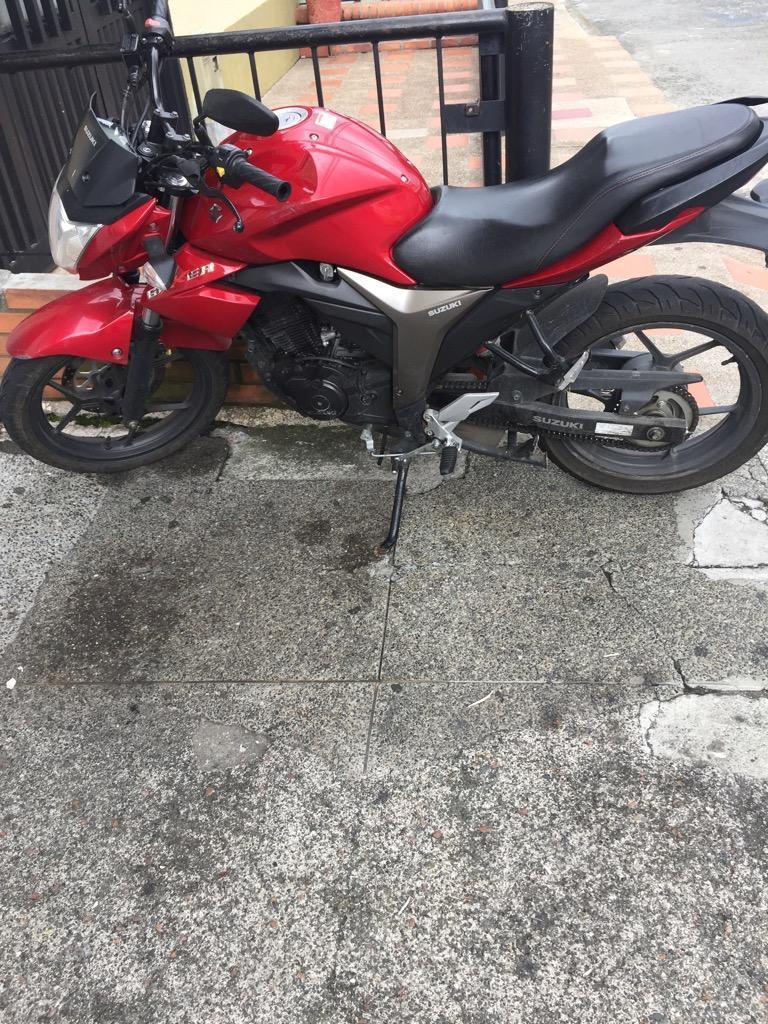 Vendo Hermosa Suzuki Gixxer 2016