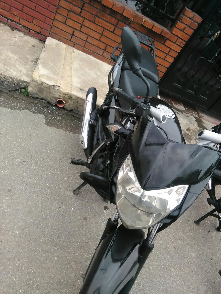 Vendo Permuto Moto Pulsar 135 2011