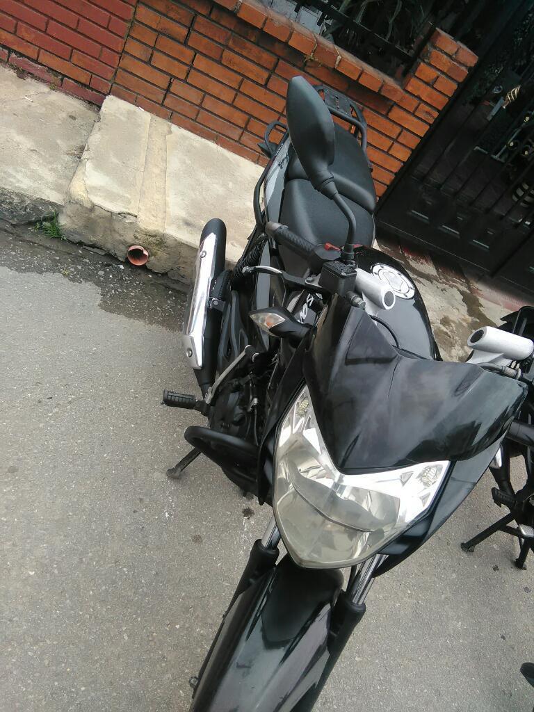 Vendo Permuto Moto Pulsar 135 2011