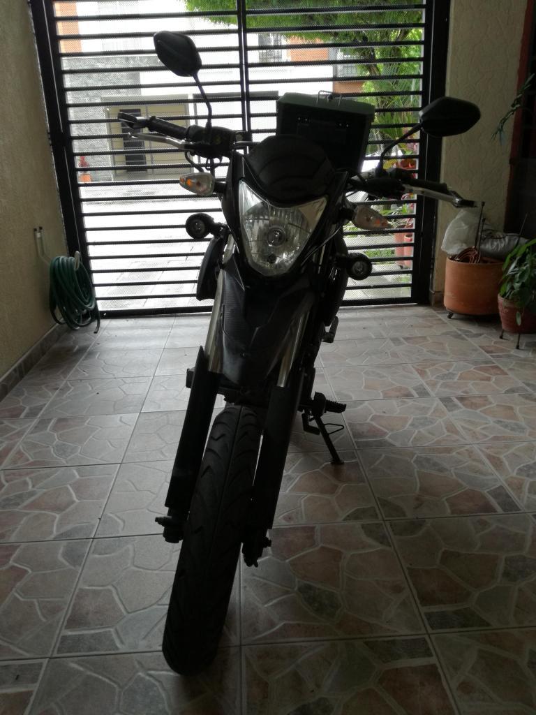 Venta Moto AKT TT180