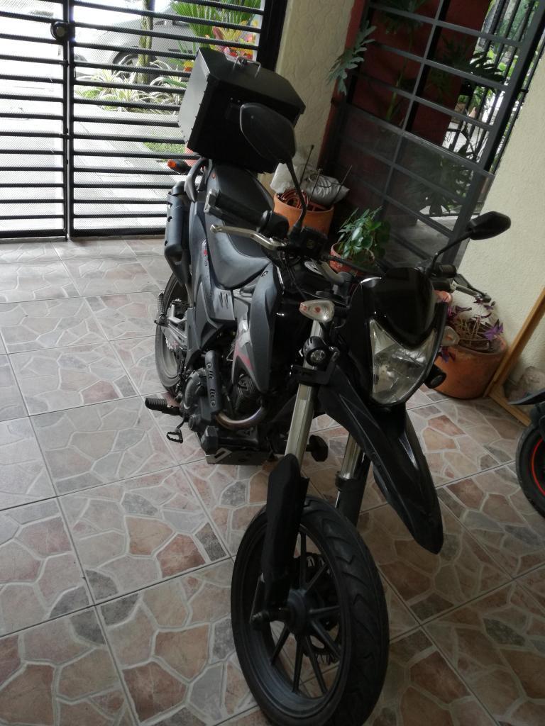 Venta Moto AKT TT180