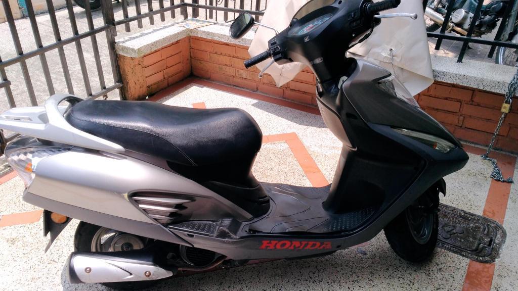 Moto Honda Elite Modelo 2008