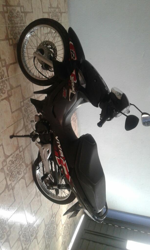 Vendo Moto Buen Estado Km 1800