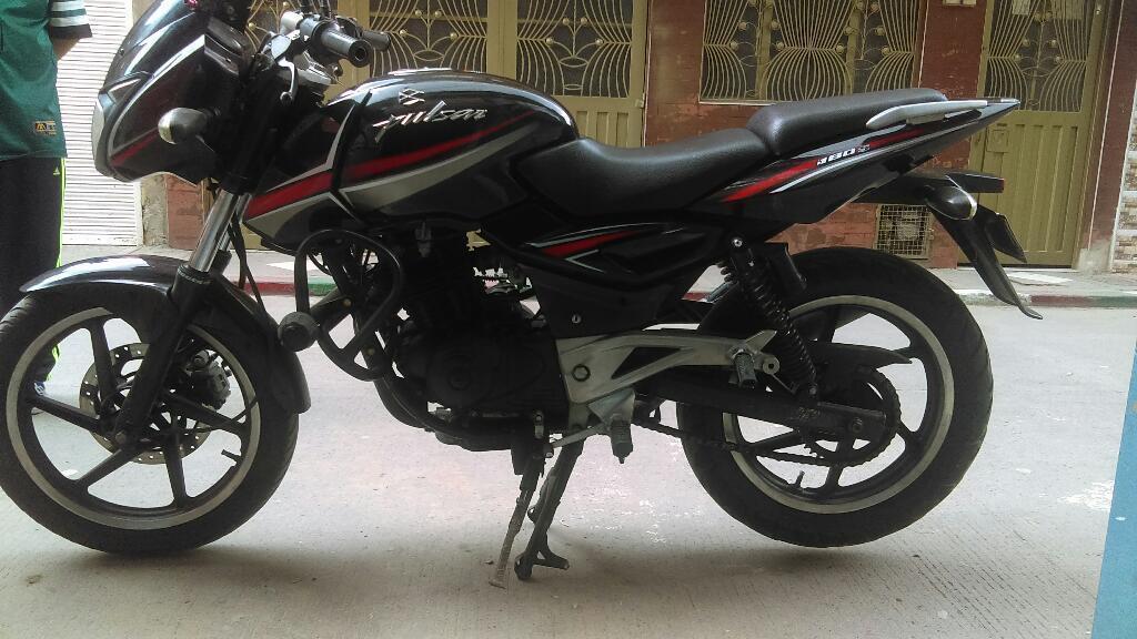 Vendo Moto Pulsar 180