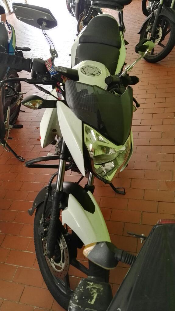 Vendo Pulsar 135 Modelo 2014