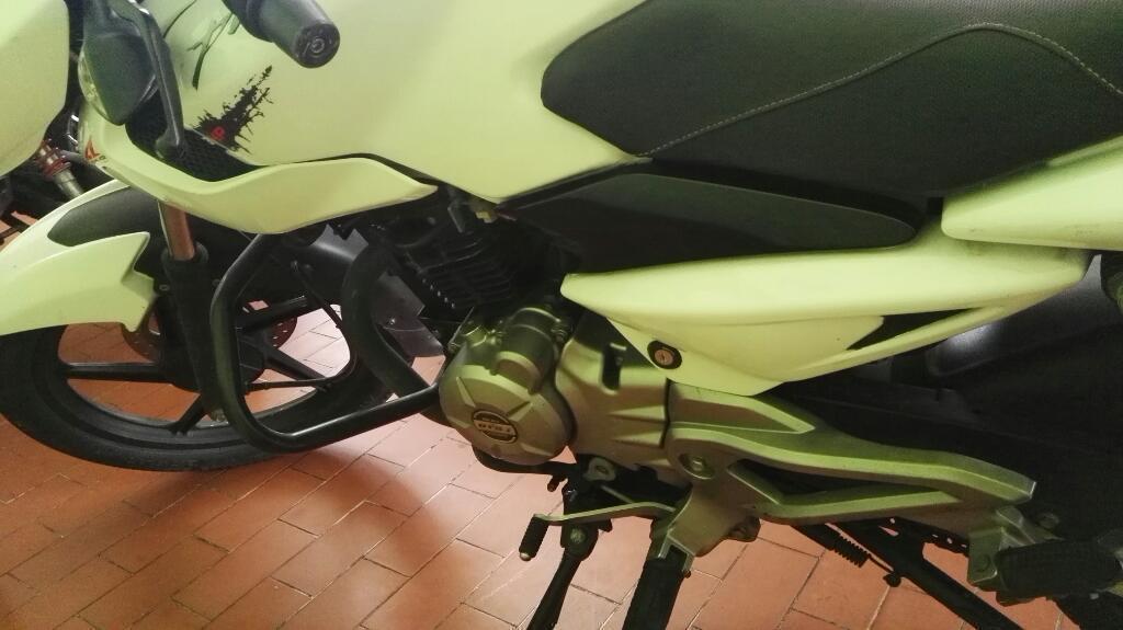 Vendo Pulsar 135 Modelo 2014