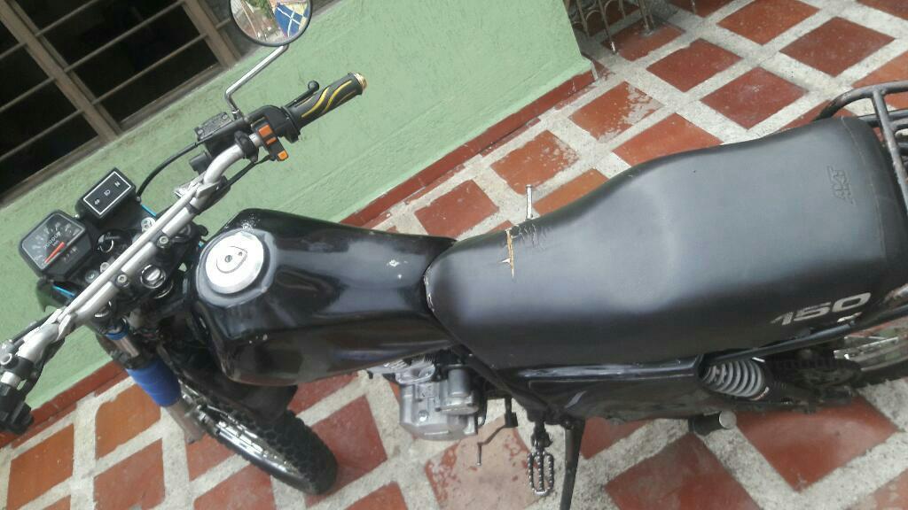 Vendo Akt Tt150 Mod 2011