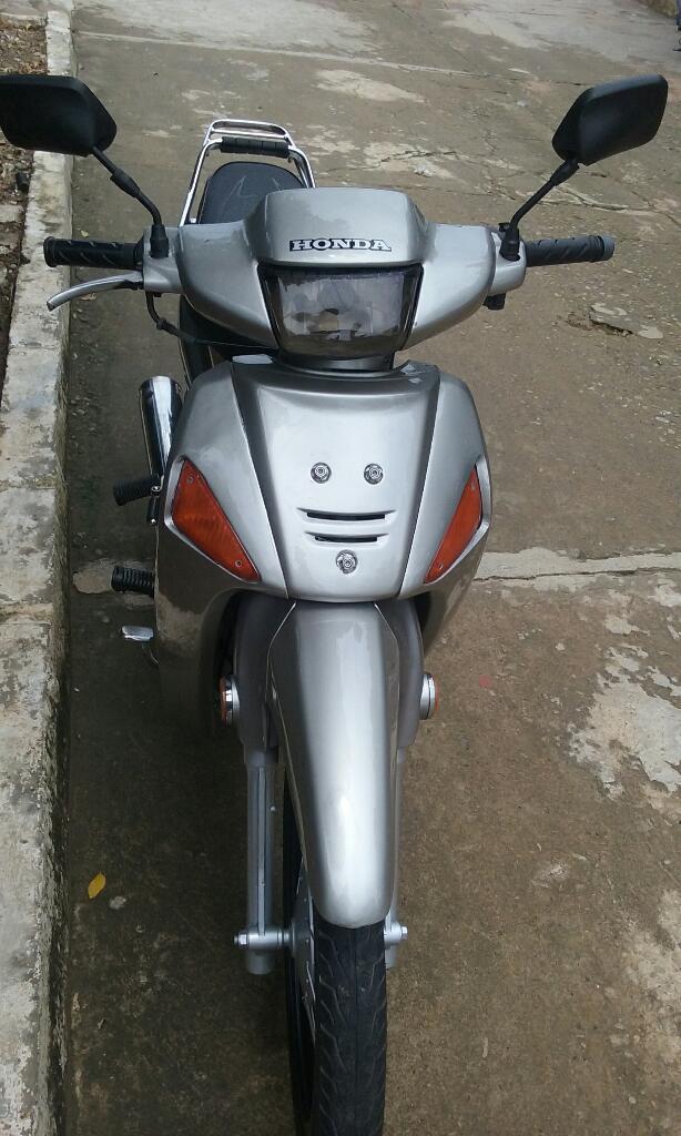 Hermosa Honda Wave 2008