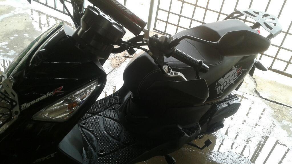 Vendo Moto Akt Dinamis Modelo 2017