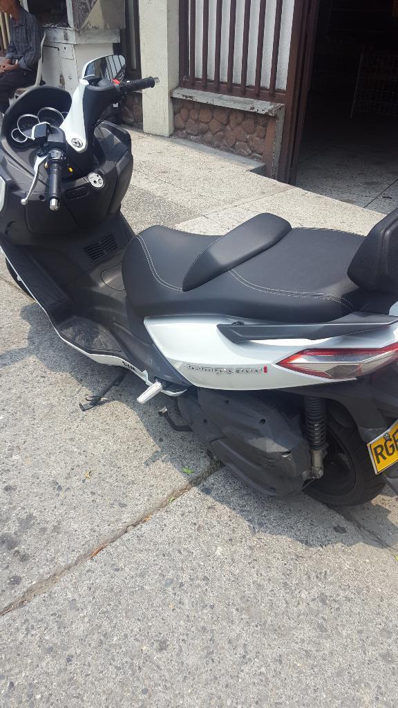 Moto Sym Joy Max 330i