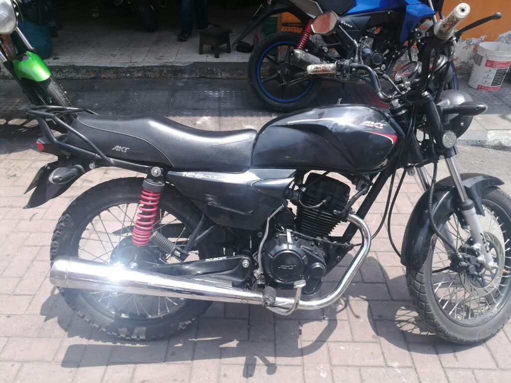 Vendo Akt Nkd 125 Modelo 2015