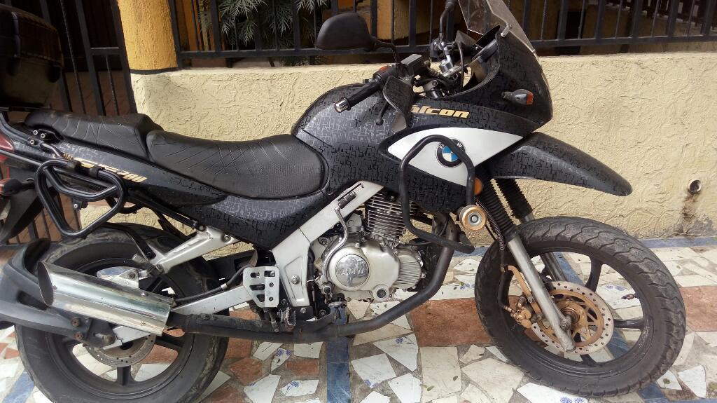 Vendo Moto 200cc Amw Estilo Bmw