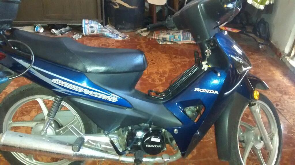 Wave 2013 Papeles Al Dia, Valluna