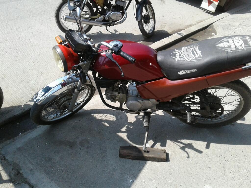 Moto Dc100 en Buen Estado