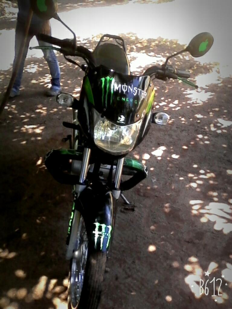 Vendo Moto Modelo2014