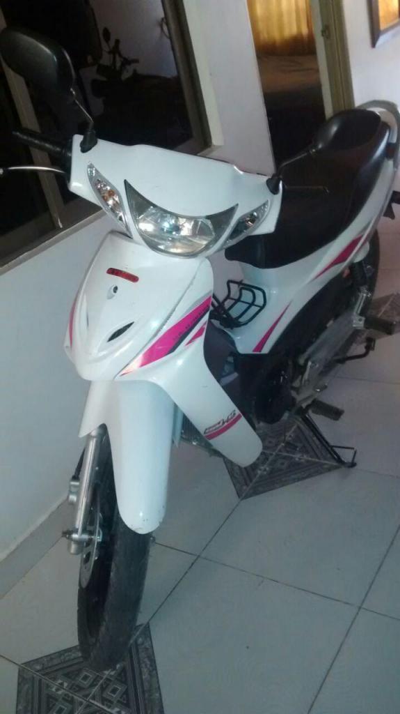 vendo moto auteco unik modelo 2014 tarjeta y traspaso de pitalito