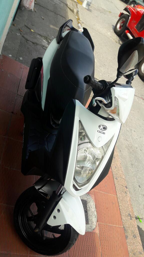 Vendo Moto Kymko Fly 125,blanco Infinito