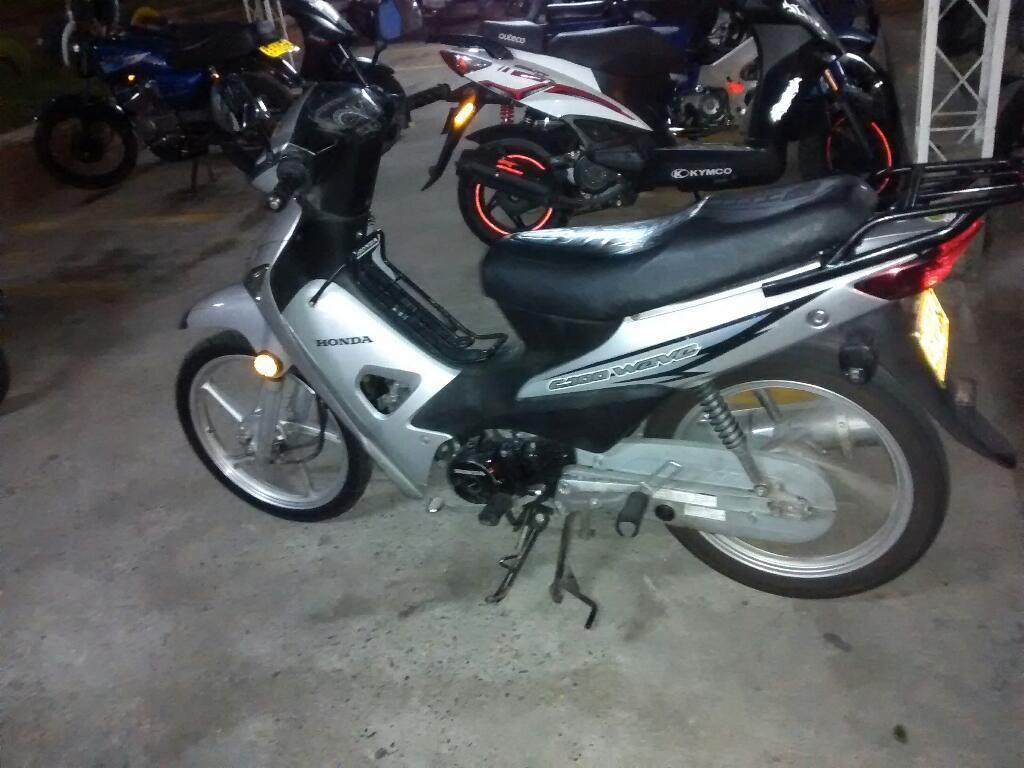 Moto Honda C 100 Wave en Buen Estado