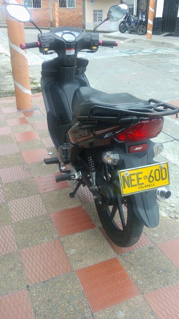 Se Vende Moto Akt 110 Special Mod 2015