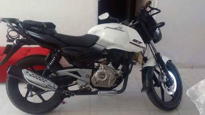 Se vende pulsar 180 GT PRO 2015