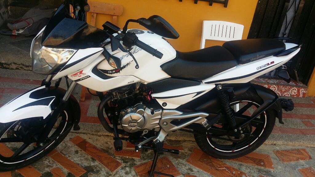 Pulsar 135 Modelo 2013 Hermosa