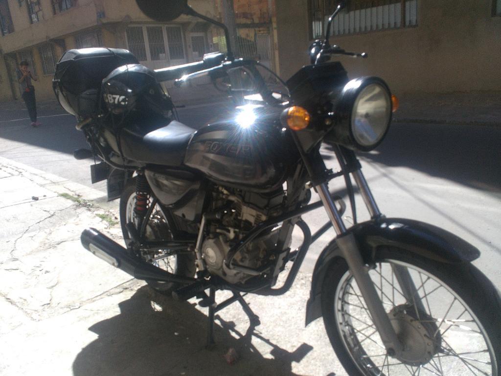 Hermosa Boxer Bm 100 Modelo 2013