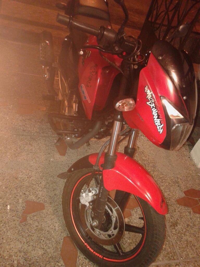 Pulsar 180 2014