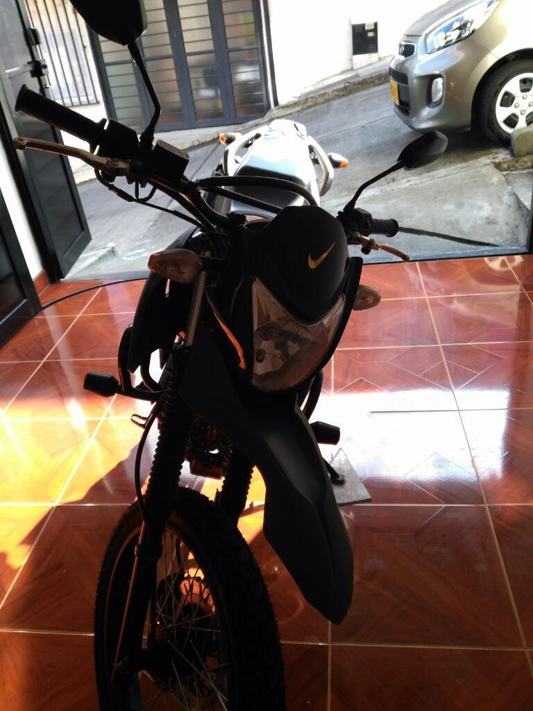 Se Vende Ttr 150 de La Akt