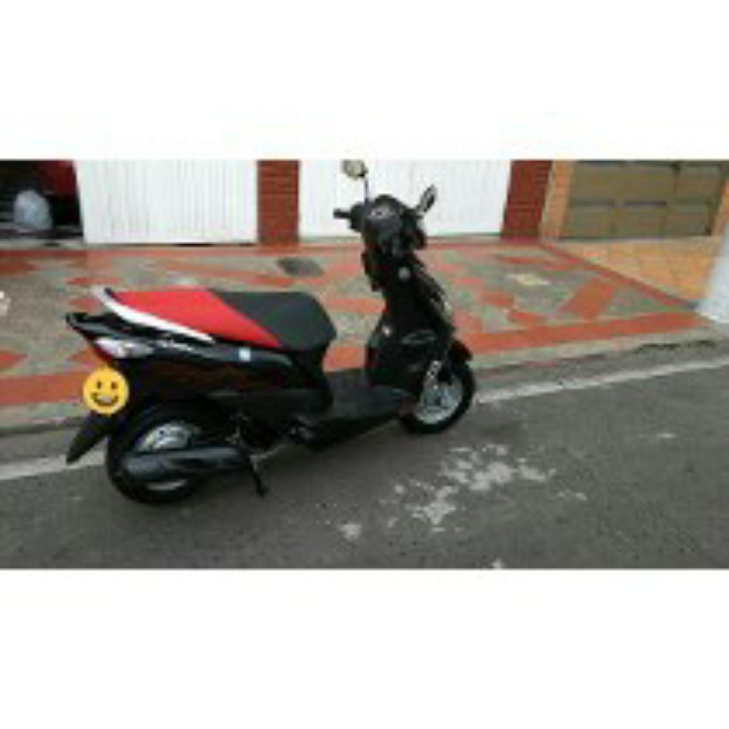 Moto Suzuki Lest 110