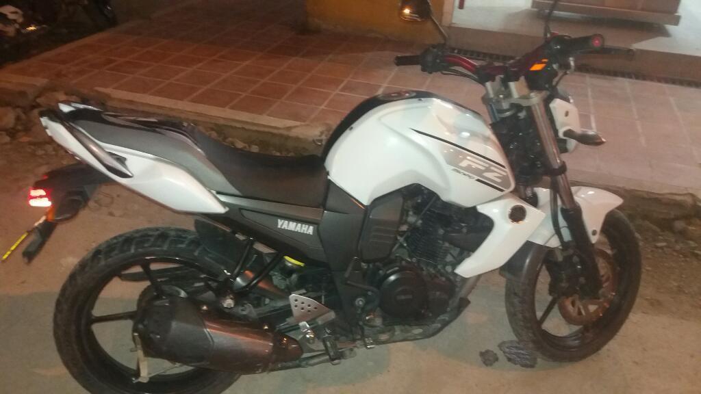 Vendo Hermosa Fz Modelo 2014 Todo Al Dia