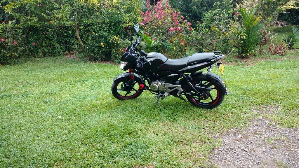 Vendo Pulsar 135 en Buen Estado