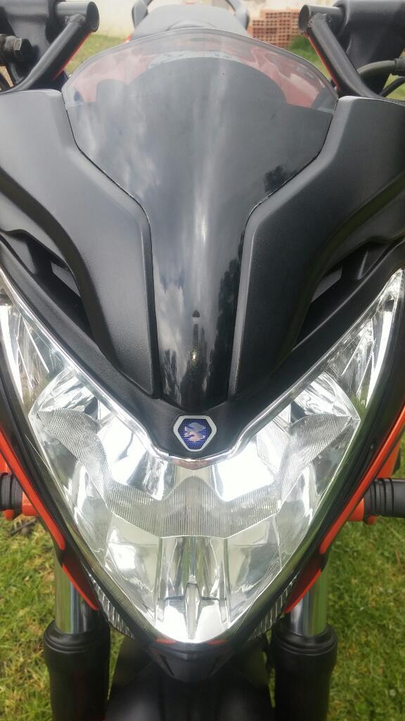 Ns 200 Pro .una Nave