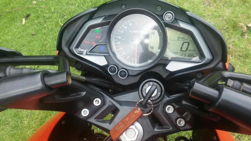 Ns 200 Pro .una Nave