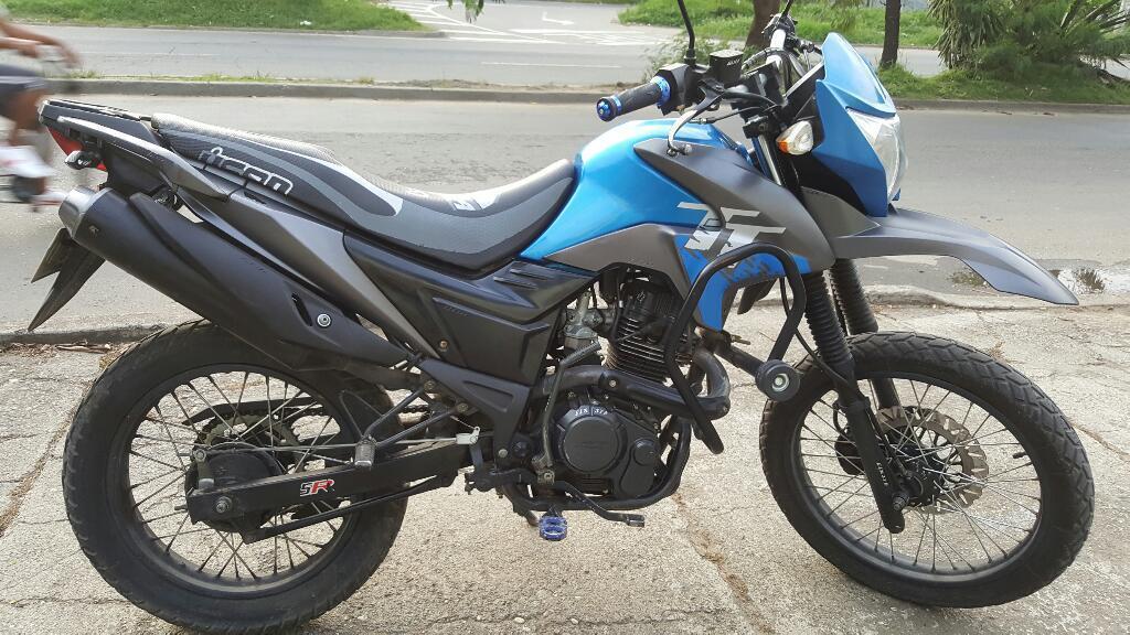 Se Vende Hermosa Akt Tt 2014