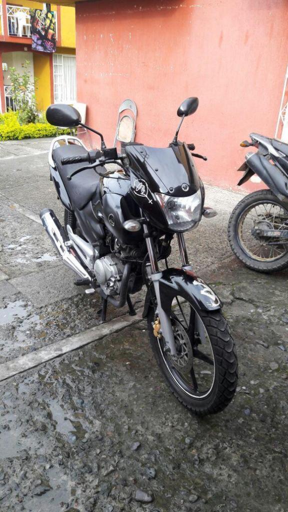 VENDO MOTO YBR 2011