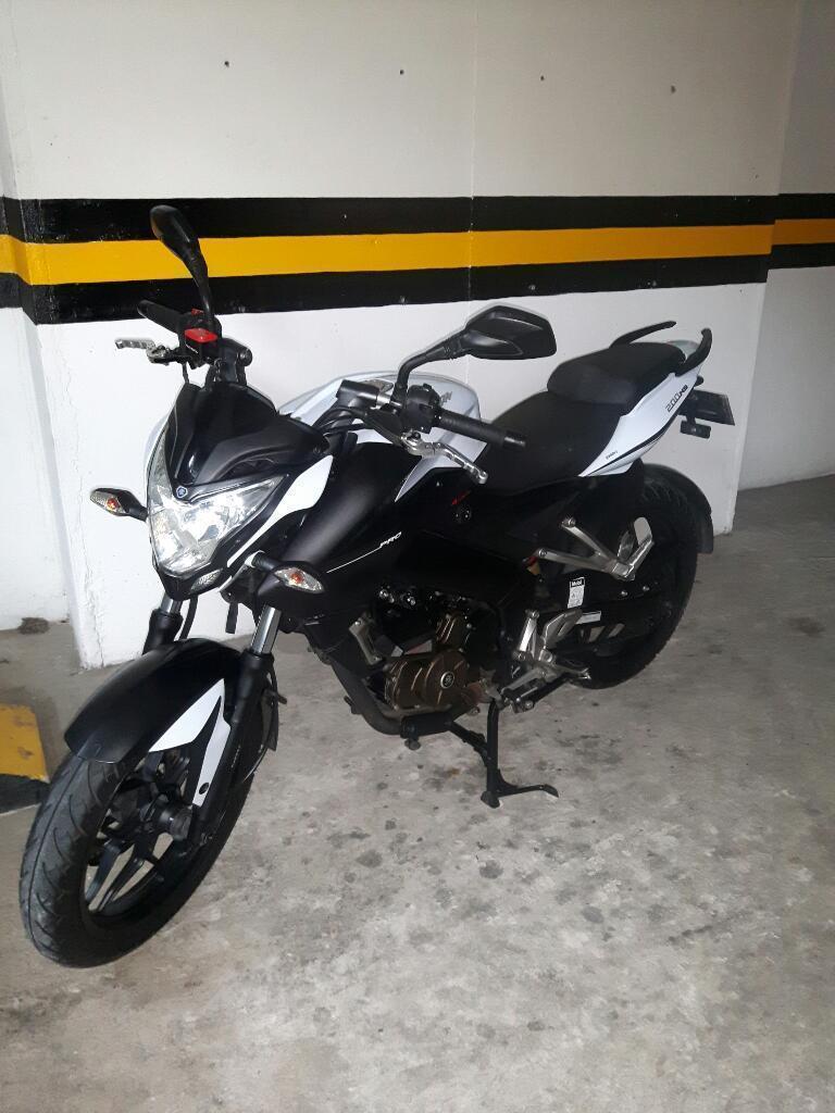 Pulsar Ns 200