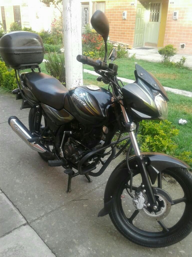 Vendo Moto Discover 125 Modelo 2015