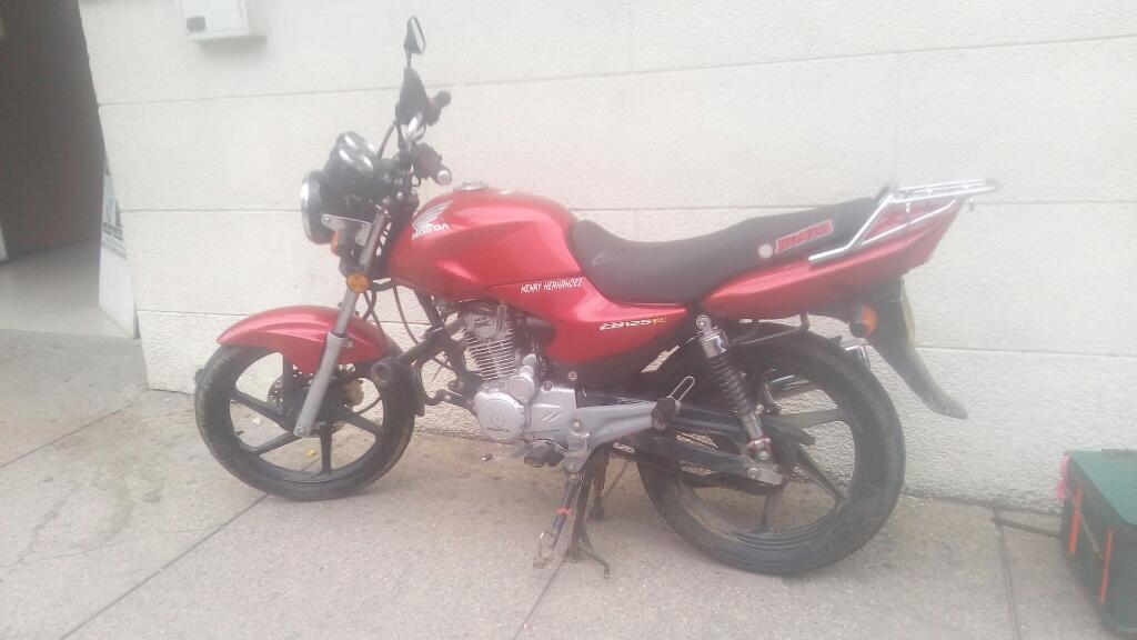 Vendo Moto