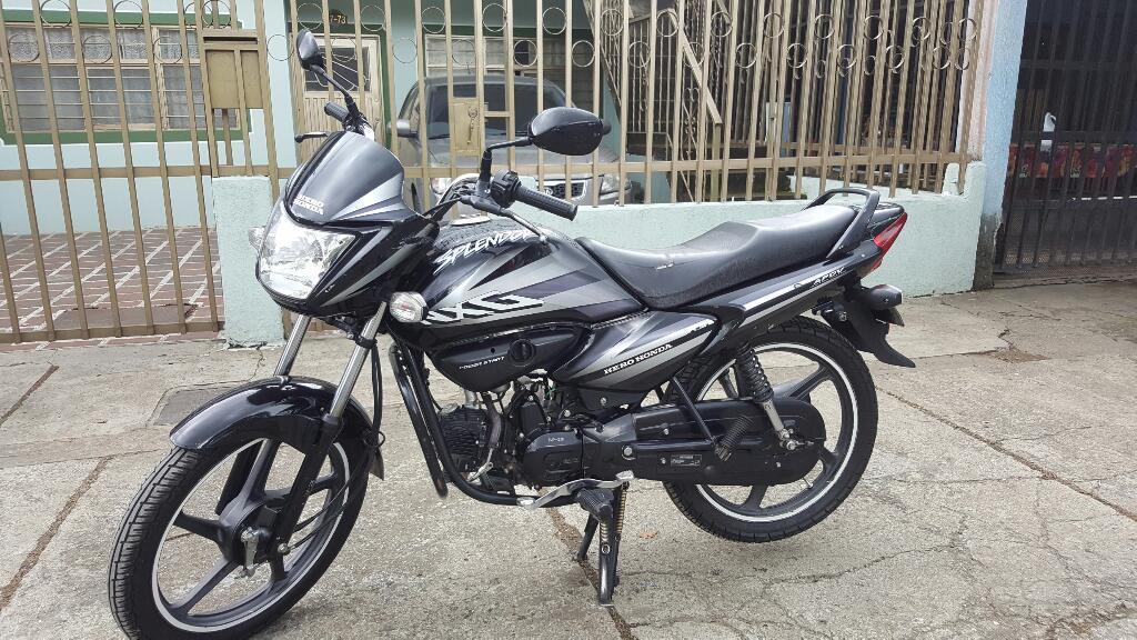 Se Vende Hermosa Honda Splendor Nxg 2014