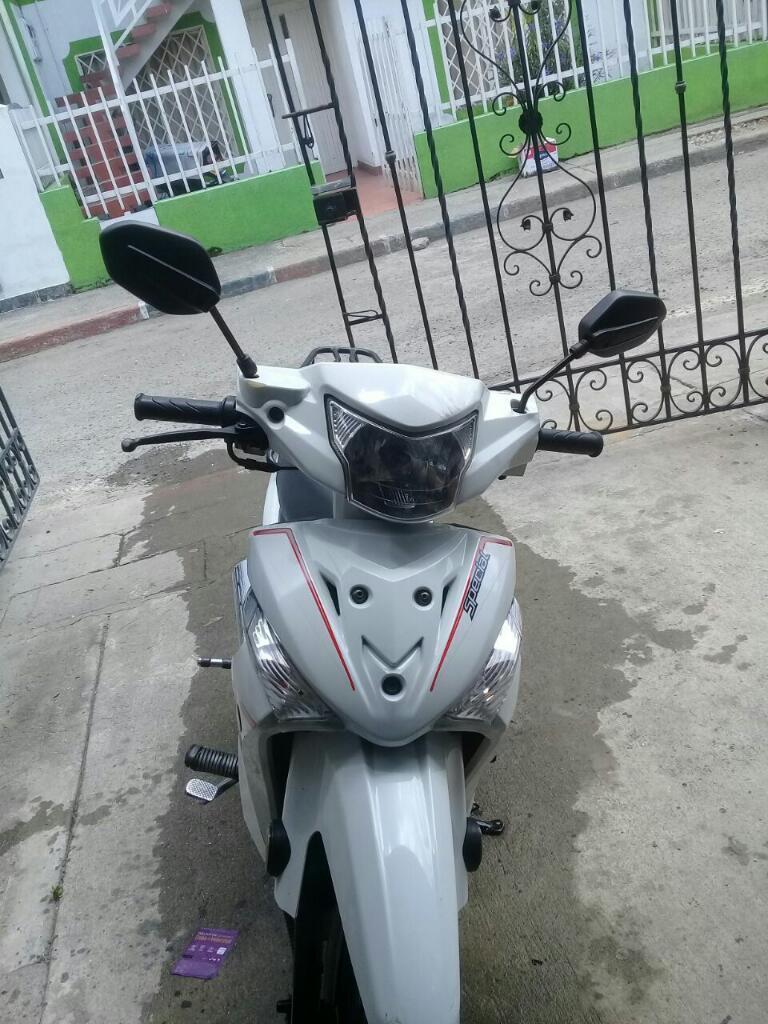 Vendo Moto Akt 110 2016