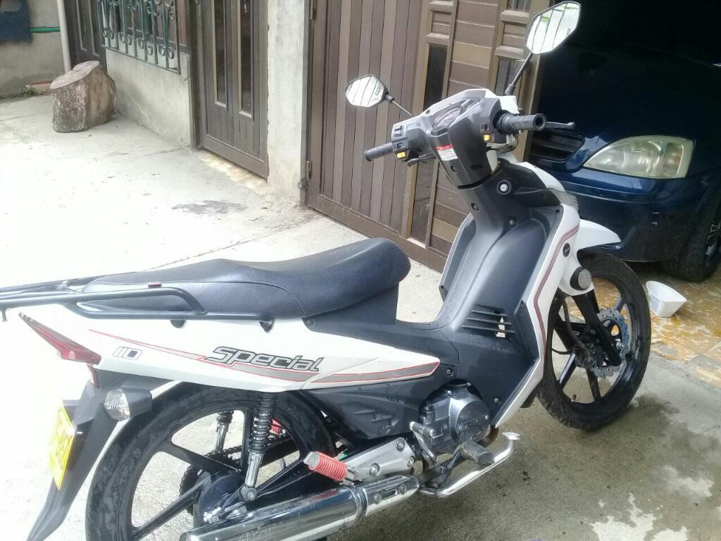 Vendo Moto Akt 110 2016