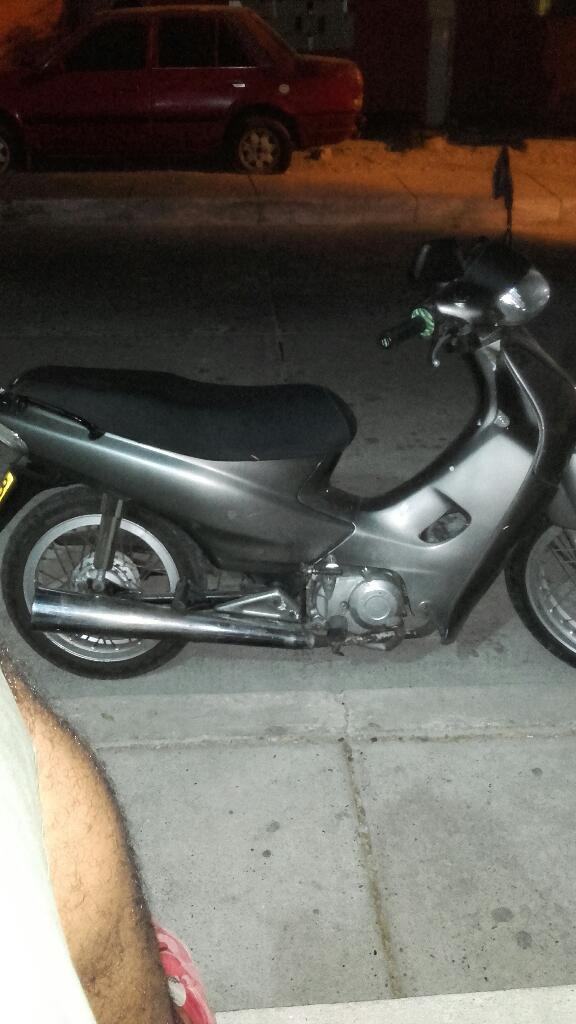 Vendo Moto Honda Biz 100 Buen Estado