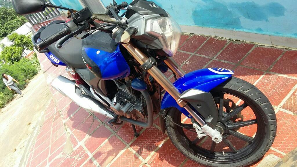 Rkv 200 Bella Economica Solo Titulo Barata Excelente Condicion Buen Precio