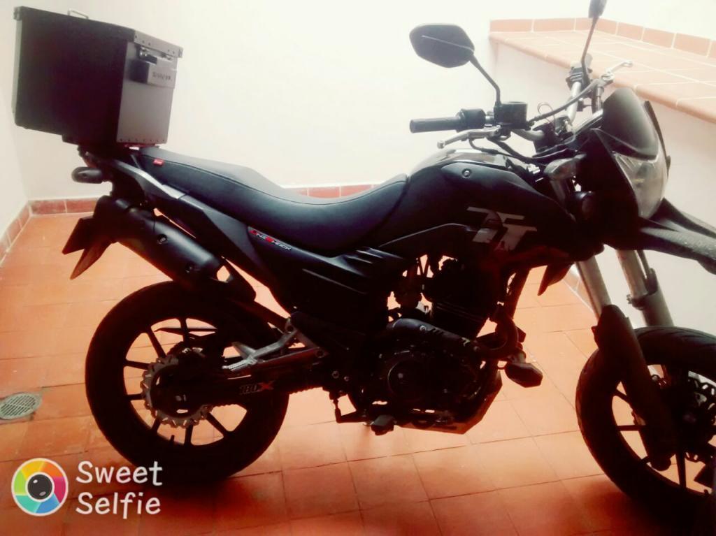 Moto Akt Tt X 180 Cc