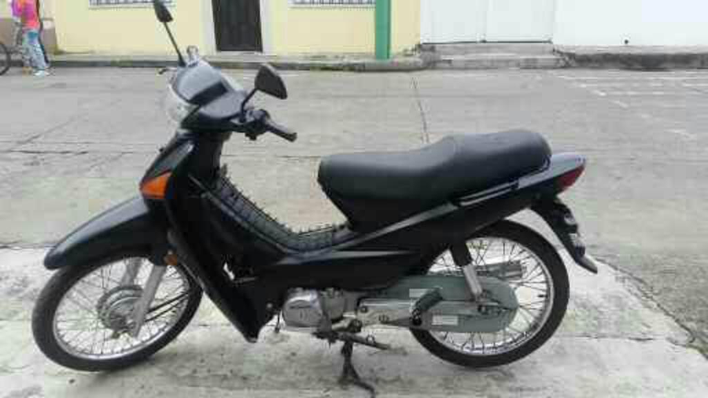 Vendo O Permuto Wave C-100 Mod. 2010